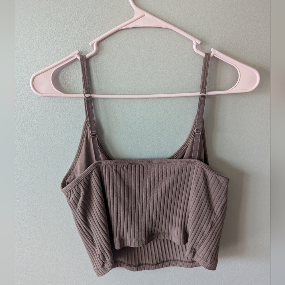 Old Navy Cropped Tank - Picture 3 of 4